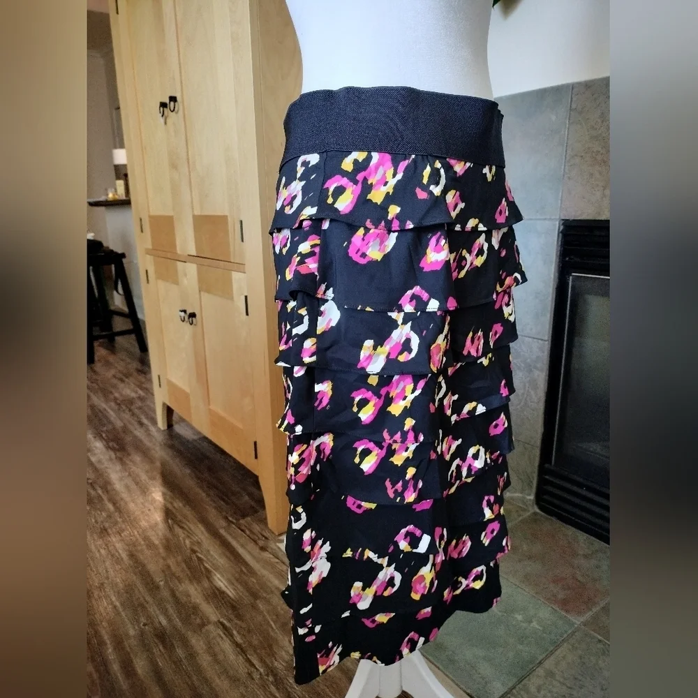 NWT Alfani Ruffle Skirt Size 6 - Picture 2 of 4
